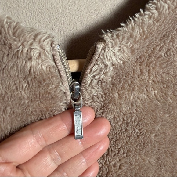 Uniqlo Fleece Zip-Up Teddy Jacket Soft Gorpcore Quiet Luxury XTRA-SMALL Brown - Picture 4 of 11